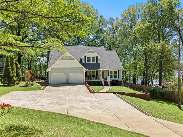 17515 Richter Rd, Rogersville, AL 35652