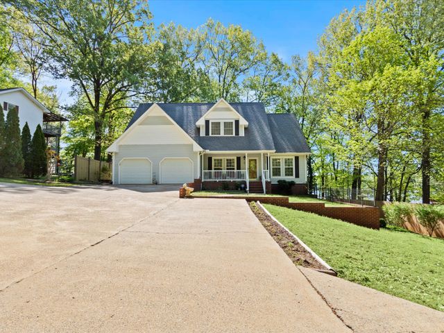 17515 Richter Rd, Rogersville, AL 35652