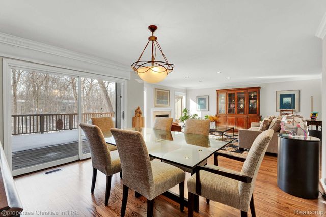 22211 Village Pines Drive, Beverly Hills Village, MI 48025