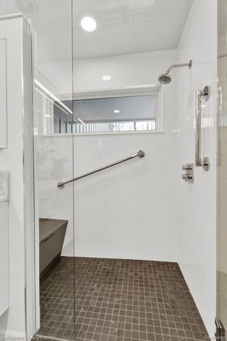 22211 Village Pines Drive, Beverly Hills Village, MI 48025