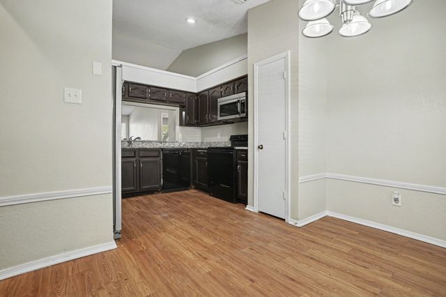 1022 Cedar Run Drive, Duncanville, TX 75137