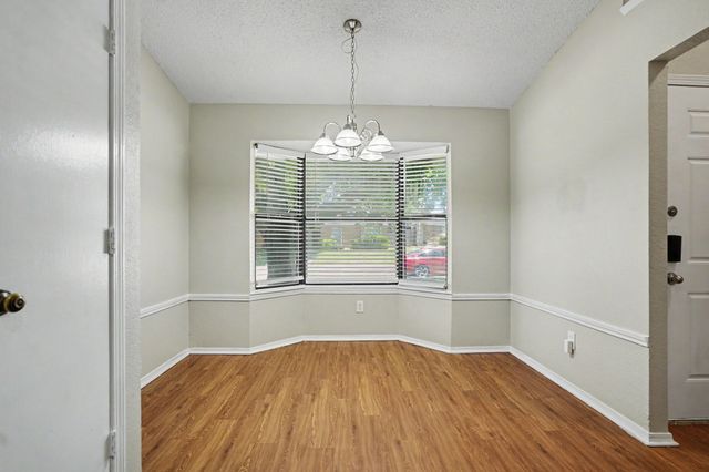 1022 Cedar Run Drive, Duncanville, TX 75137