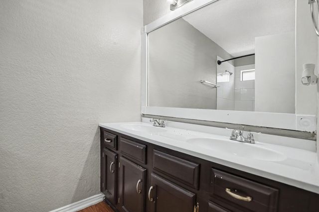 1022 Cedar Run Drive, Duncanville, TX 75137