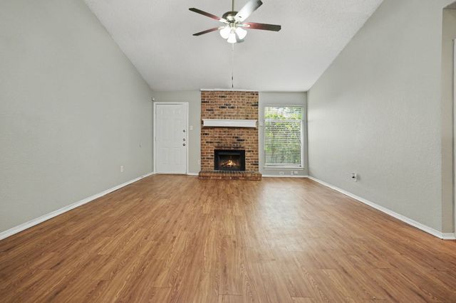 1022 Cedar Run Drive, Duncanville, TX 75137