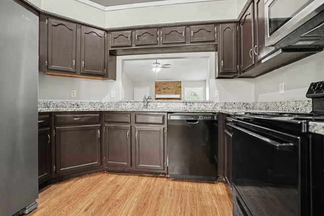 1022 Cedar Run Drive, Duncanville, TX 75137