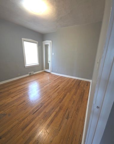 1218 N 18th Avenue, Melrose Park, IL 60160