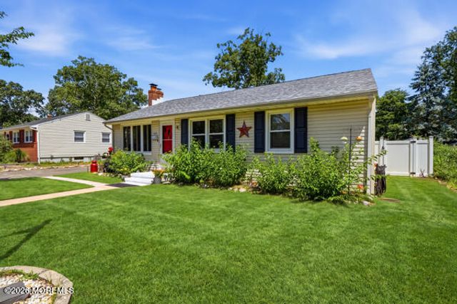 424 Prospect Avenue, Pine Beach, NJ 08741
