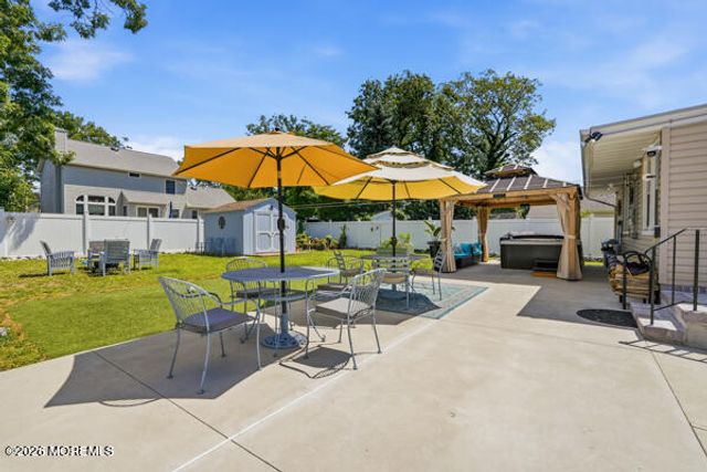 424 Prospect Avenue, Pine Beach, NJ 08741