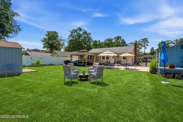 424 Prospect Avenue, Pine Beach, NJ 08741