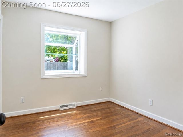221 Reitman Court, Rochester Hills, MI 48307