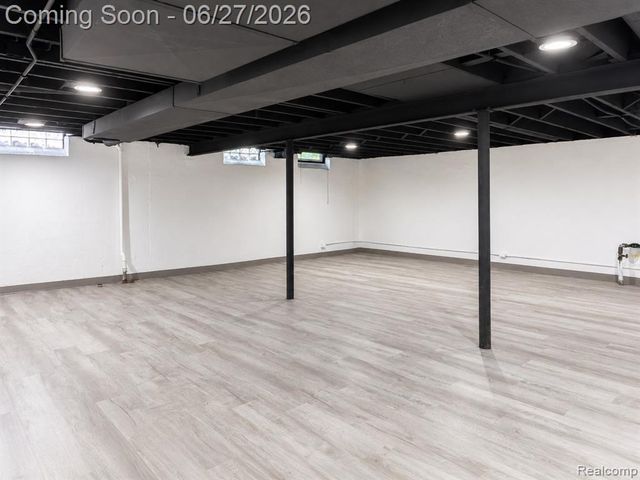 221 Reitman Court, Rochester Hills, MI 48307