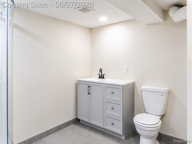 221 Reitman Court, Rochester Hills, MI 48307