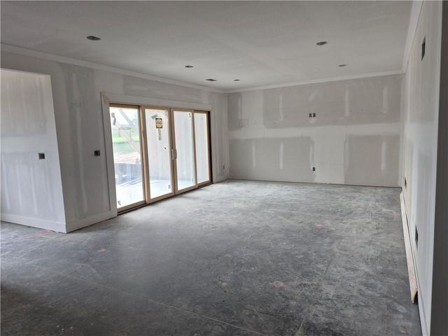 4410 Tee Box Drive, Basehor, KS 66007