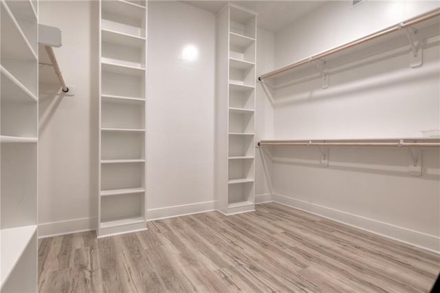 4410 Tee Box Drive, Basehor, KS 66007