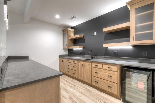 4410 Tee Box Drive, Basehor, KS 66007