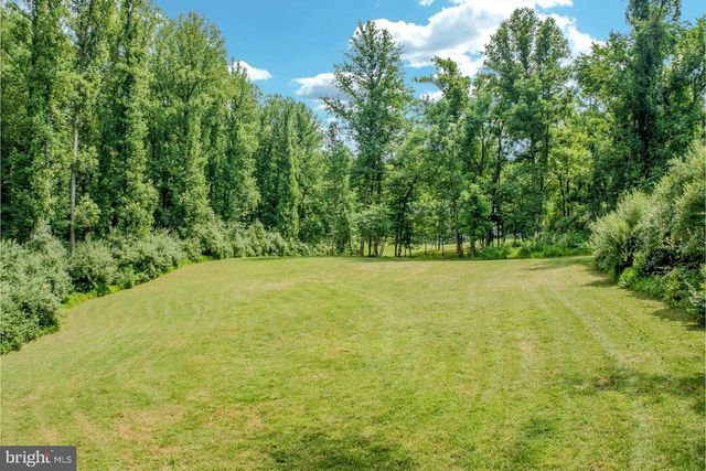 19016 BRIDLE BRANCH LN, Purcellville, VA 20132
