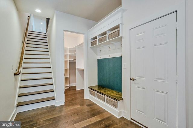 19016 BRIDLE BRANCH LN, Purcellville, VA 20132