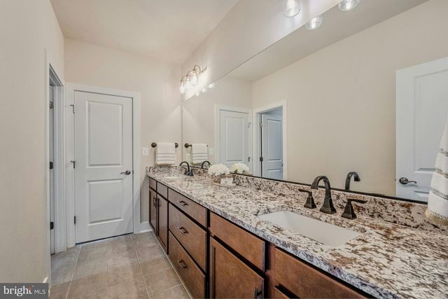 19016 BRIDLE BRANCH LN, Purcellville, VA 20132