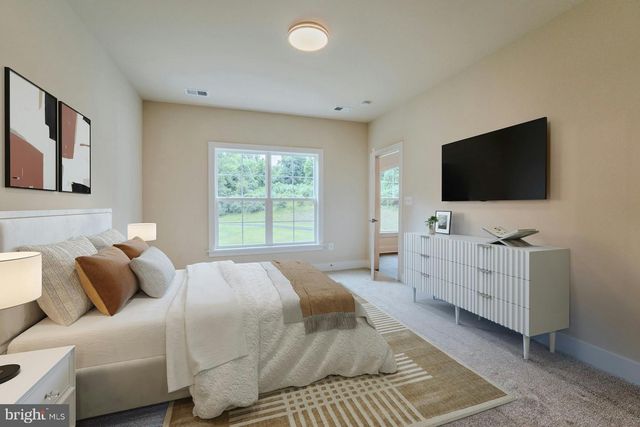 19016 BRIDLE BRANCH LN, Purcellville, VA 20132