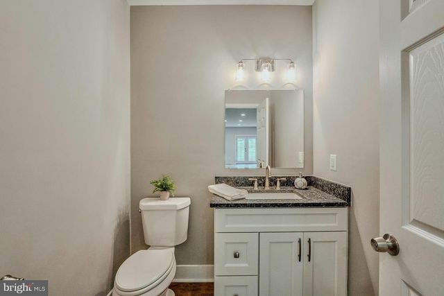 19016 BRIDLE BRANCH LN, Purcellville, VA 20132