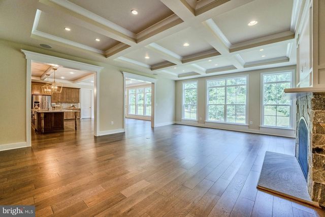 19016 BRIDLE BRANCH LN, Purcellville, VA 20132