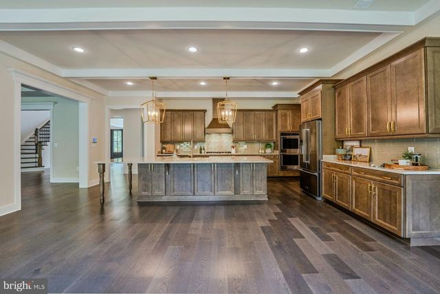 19016 BRIDLE BRANCH LN, Purcellville, VA 20132