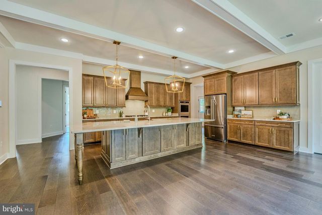 19016 BRIDLE BRANCH LN, Purcellville, VA 20132