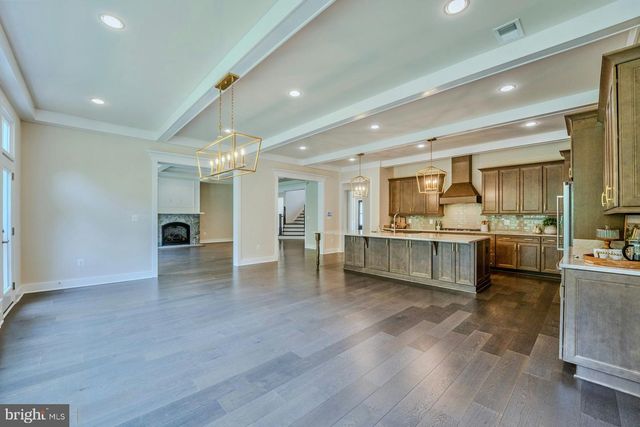 19016 BRIDLE BRANCH LN, Purcellville, VA 20132