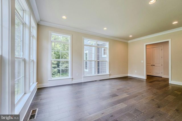 19016 BRIDLE BRANCH LN, Purcellville, VA 20132