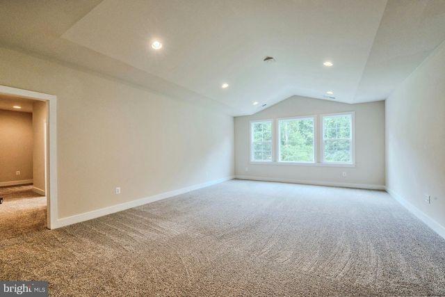 19016 BRIDLE BRANCH LN, Purcellville, VA 20132