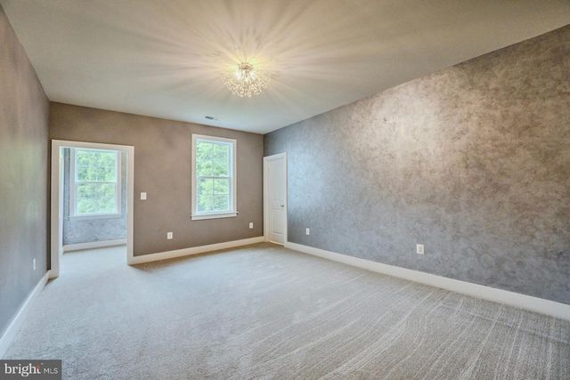 19016 BRIDLE BRANCH LN, Purcellville, VA 20132
