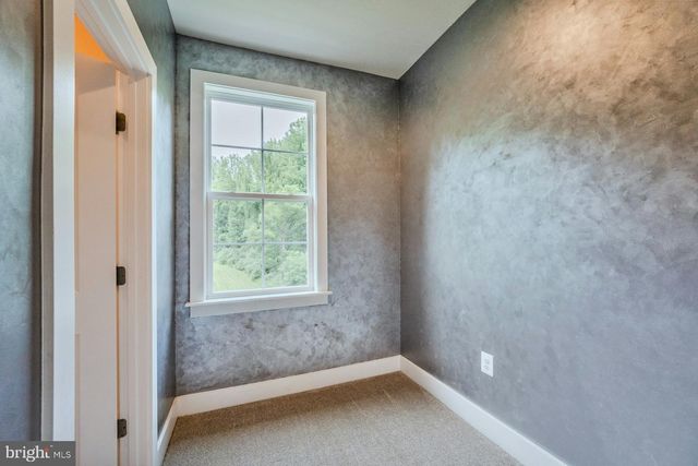 19016 BRIDLE BRANCH LN, Purcellville, VA 20132