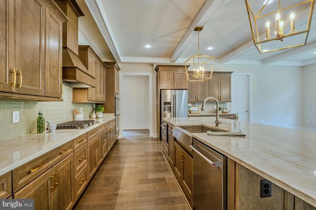 19016 BRIDLE BRANCH LN, Purcellville, VA 20132
