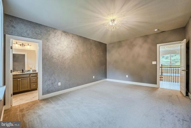 19016 BRIDLE BRANCH LN, Purcellville, VA 20132