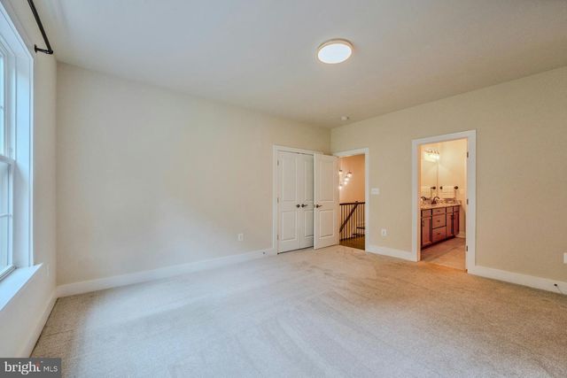 19016 BRIDLE BRANCH LN, Purcellville, VA 20132