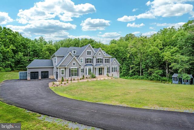 19016 BRIDLE BRANCH LN, Purcellville, VA 20132
