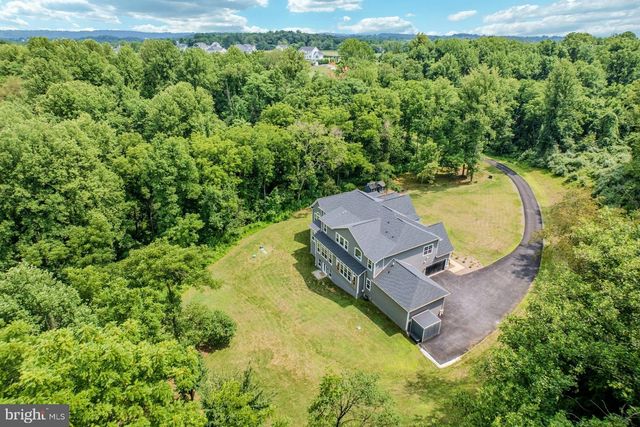 19016 BRIDLE BRANCH LN, Purcellville, VA 20132