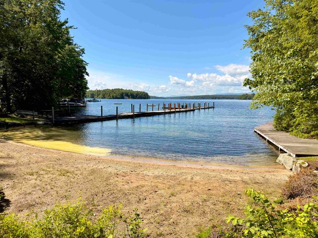 73 Pipers Point Lane, Alton, NH 03809