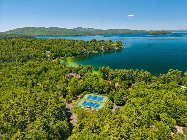 73 Pipers Point Lane, Alton, NH 03809