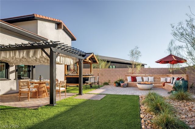 8595 Stange Avenue, Las Vegas, NV 89129