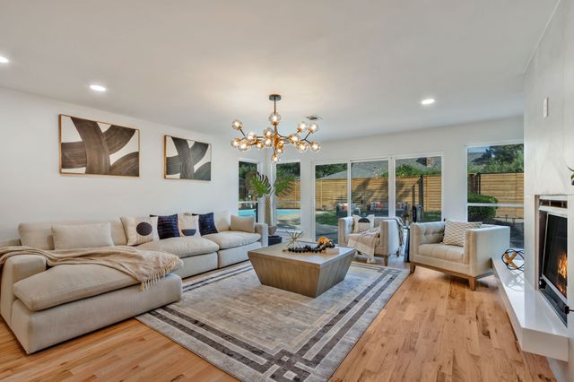 11115 Scotsmeadow Drive, Dallas, TX 75218