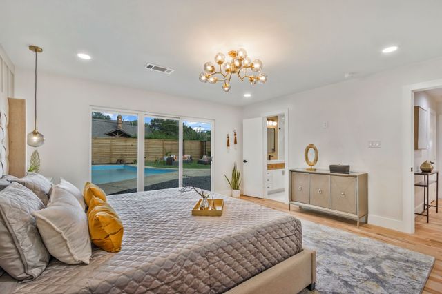 11115 Scotsmeadow Drive, Dallas, TX 75218