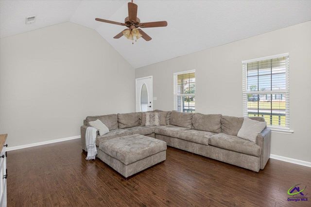109 Pioneer Trail, Warner Robins, GA 31088