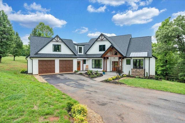 479 Constitution BLVD, Wirtz, VA 24184