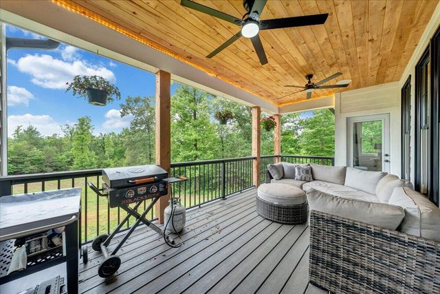 479 Constitution BLVD, Wirtz, VA 24184