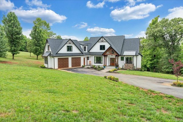 479 Constitution BLVD, Wirtz, VA 24184