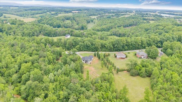 479 Constitution BLVD, Wirtz, VA 24184