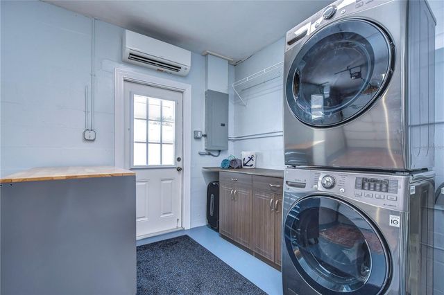 5635 24TH AVENUE N, St Petersburg, FL 33710