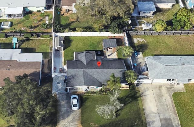 5635 24TH AVENUE N, St Petersburg, FL 33710