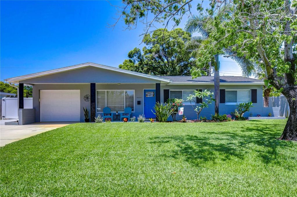 5635 24TH AVENUE N, St Petersburg, FL 33710